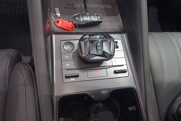 Used BYD Song L EV 2025 Intelligent Driving Version 662 km LiDAR Excellence Edition