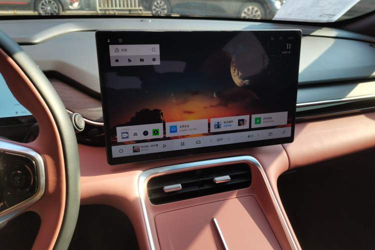 Used Geely Galaxy L6 2025 EM-i 140km Starship Edition
