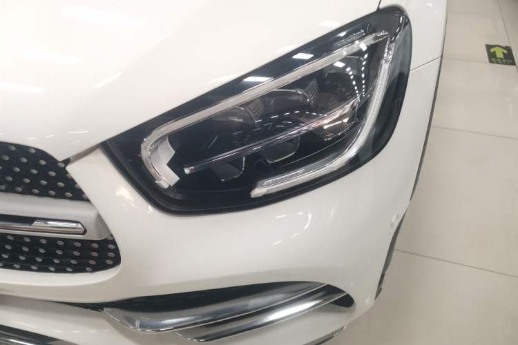 Used Mercedes-Benz GLC 2020 Facelift GLC 300 L 4MATIC Dynamic Edition
