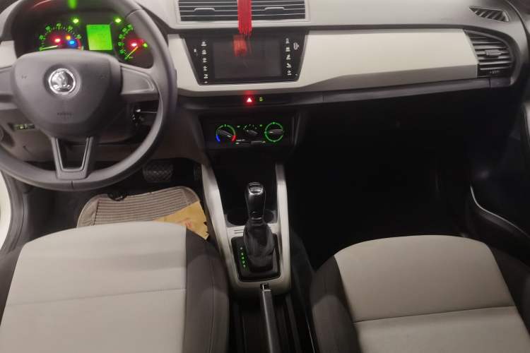 Used Skoda Fabia 2016 1.4L Automatic Car Enjoy Edition