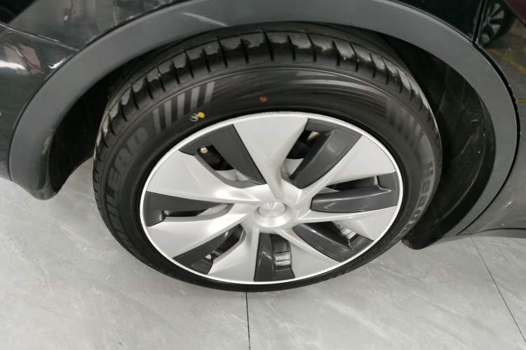 Used Tesla Model Y 2022 Rear-Wheel-Drive Version