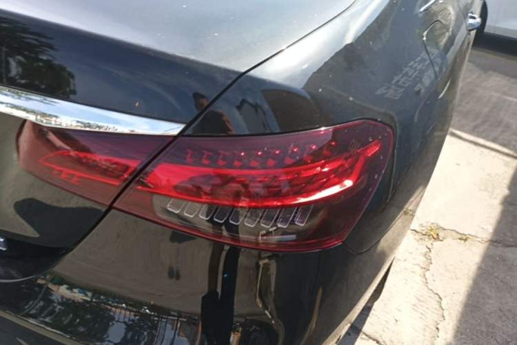 Used Mercedes-Benz E-Class 2023 Updated E 300 L Fashion Edition
