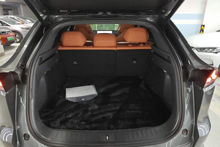 Used Deepal S07 2024 215Max Qiankun Intelligent Driving ADS SE Range-Extended Version