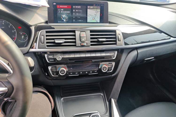 Used BMW 3 Series 2018 320Li Leading Model M Sport Package