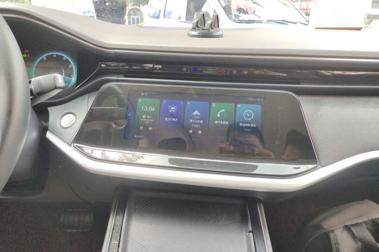 Used Dongfeng Aeolus Yixuan MAX 2021 1.5T Super Cool Dad Edition Audio And AC Panel