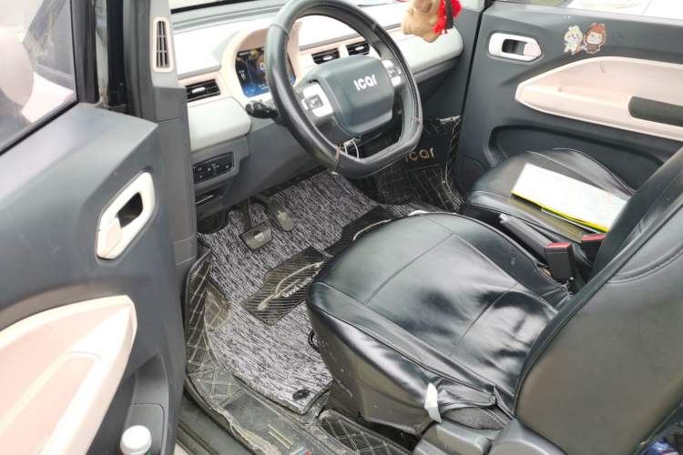 Used Chery QQ Ice Cream 2022 170km Sundae Phosphate Lithium-Ion Driver Seat