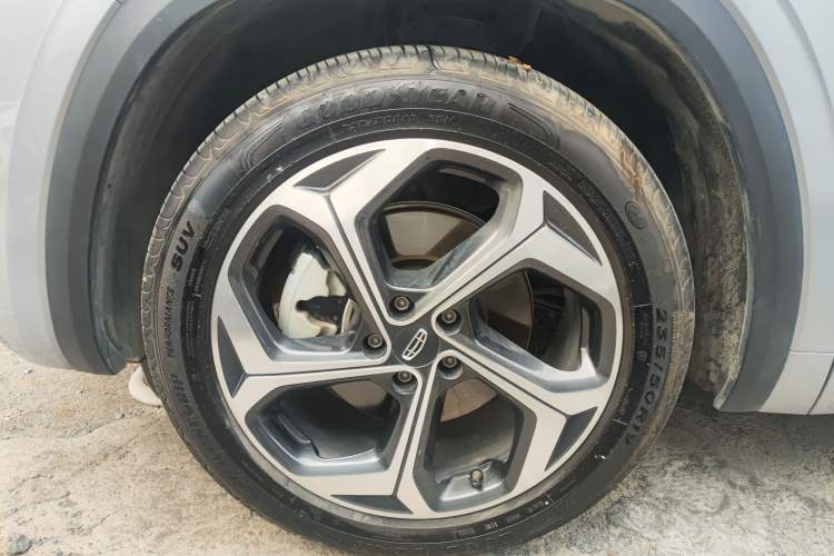 Used Geely Auto Monjaro L 2024 2.0TD High-Power Automatic Two-Wheel Drive Yunqi Version