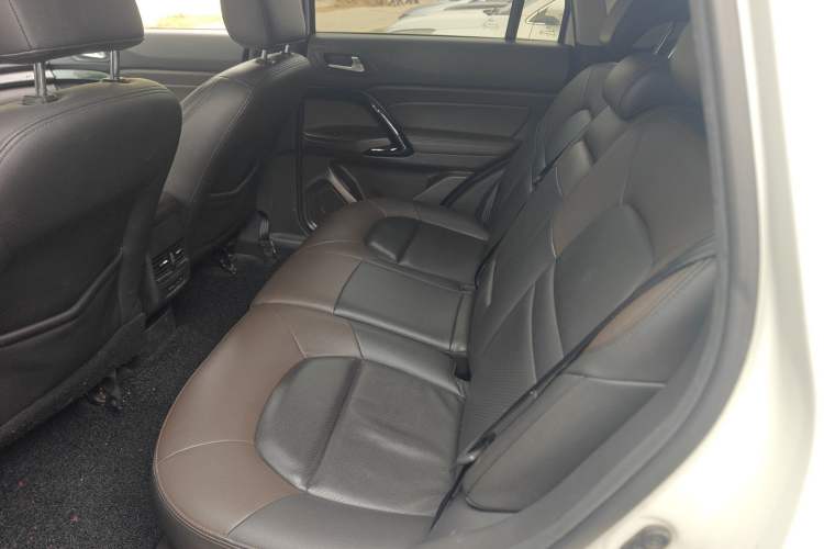 Used GAC Trumpchi GS4 2017 235T Automatic Two-Wheel Drive Luxury Smart Connectivity Version
