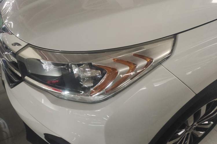 Used GAC Trumpchi GS4 2017 235T Manual Two-Wheel Drive Luxury Edition Left Front Headlight