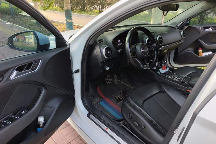 Used Audi A3 2019 Limousine 35 TFSI Fashion Edition China VI Emission Standard
