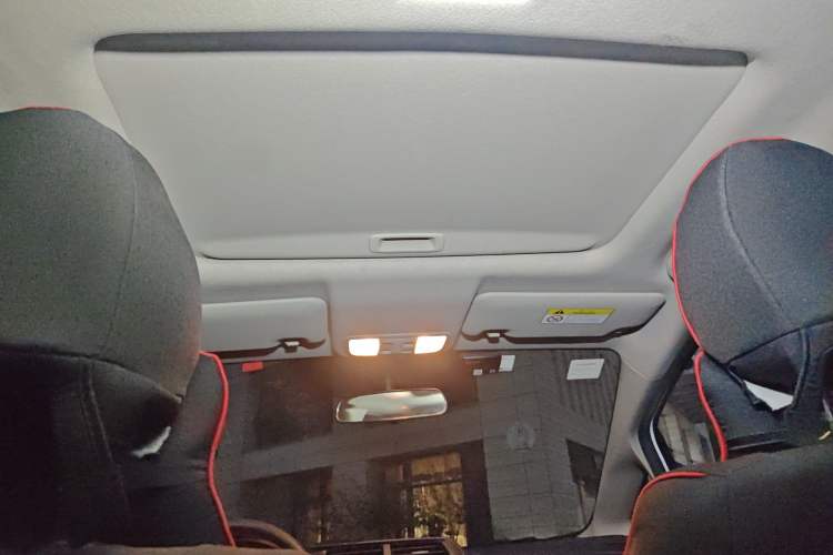 Used Honda Fit 2018 1.5L CVT Comfort Sunroof Version Headliner