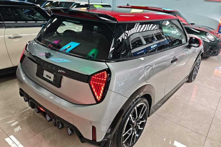 Used MINI JCW 2025 JOHN COOPER WORKS
