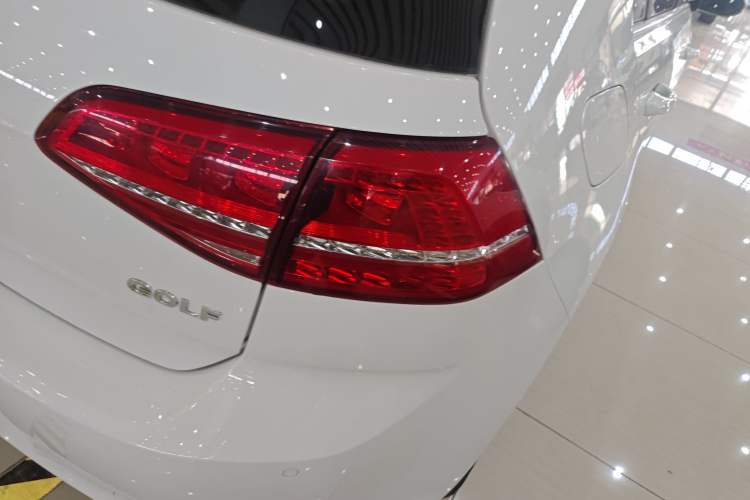 Used Volkswagen Golf 2016 1.6L Automatic Comfort Model
