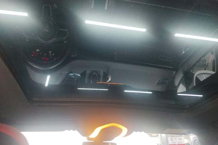 Used Porsche Macan 2018 Macan 2.0T Headliner