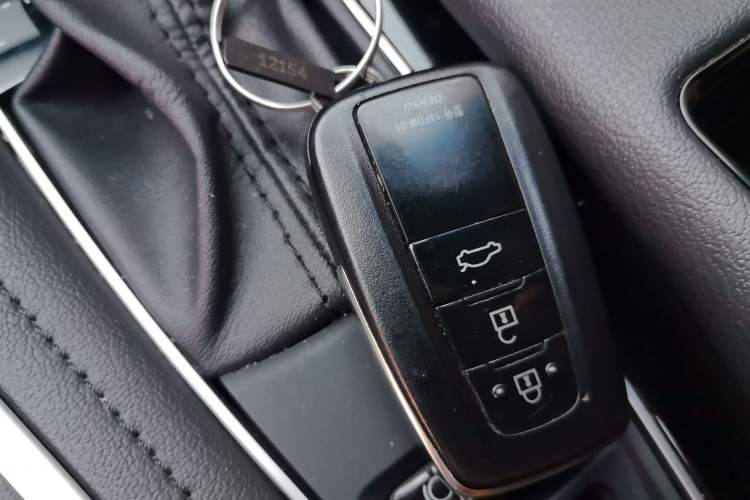 Used Toyota Avalon 2022 2.0L Luxury Edition
