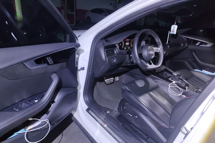 Used Audi A4L 2024 40 TFSI Luxury Dynamic Edition