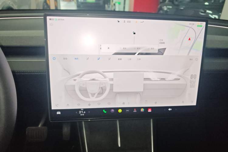 Used Tesla Model Y L 2025 Model Long-Range All-Wheel-Drive Version