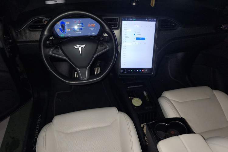 Used Tesla Model X 2016 X P100D Performance High-Performance Edition Center Console