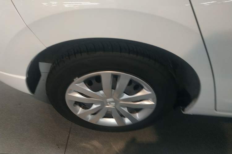 Used Honda Fit 2021 1.5L CVT Trend Edition Right Rear Wheel Hub