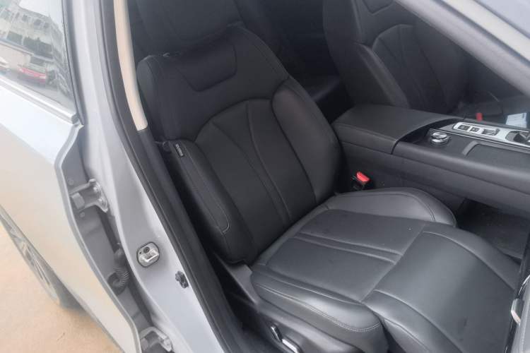 Used Dongfeng Aeolus Huge 2022 Mach Power 1.5T Dare-to-Drive Edition · Enjoyably悦