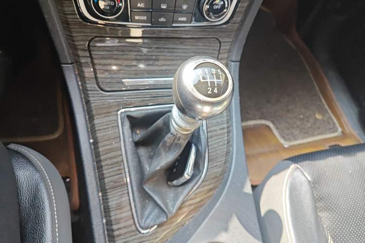 Used Zotye T600 2015 1.5T Manual Luxury Model
