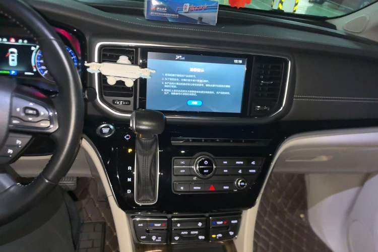 Used GAC Trumpchi M8 2018 320T Luxury Edition
