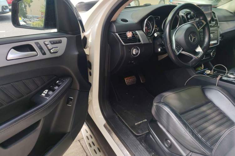 Used Mercedes-Benz GLE Coupe 2015 GLE 450 AMG 4MATIC Coupe SUV
