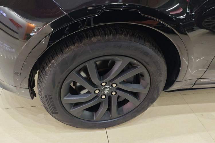 Used Land Rover Discovery 2021 360 PS R-Dynamic S
