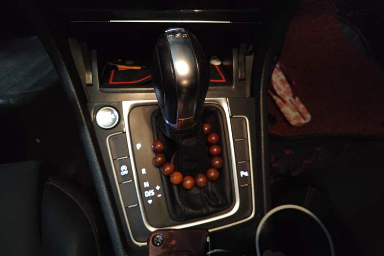 Used Volkswagen Golf 2018 230TSI Automatic Luxury Version
