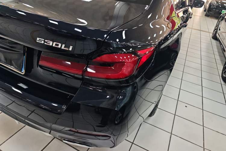 Used BMW 5 Series 2022 Revised Version 3 530Li Luxury Edition M Sport Package Right Rear Taillight