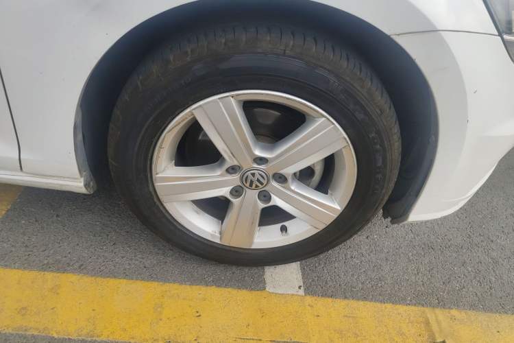 Used Volkswagen Golf 2018 1.6L Automatic Fashion Model
