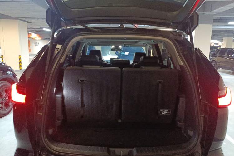 Used Honda Breeze 2023 240TURBO Two-Wheel-Drive Luxury PRO 7-Seater Trunk