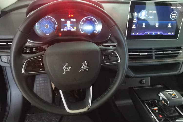 Used Hongqi E-QM5 2022 431 km Charge & Enjoy Edition
