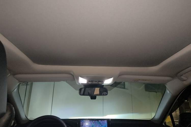 Used Toyota RAV4 2023 Dual-Engine 2.5L E-CVT Four-Wheel Drive Elite Plus Edition