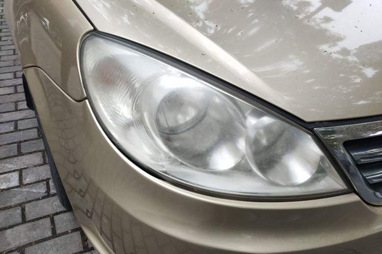 Used Volkswagen Lavida 2011 1.4 TSI DSG Prestige Edition Right Front Headlight