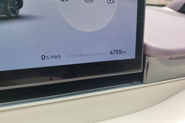 Used Hima Luxeed R7 2026 Model Pure Electric Ultra Odometer Close Up