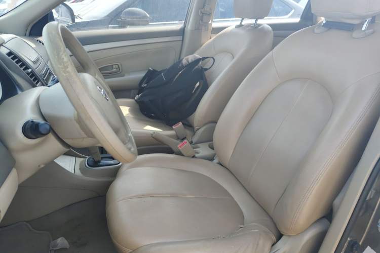 Used Nissan Sylphy 2012 Classic 1.6XE Automatic Comfort Edition Left Front Seat
