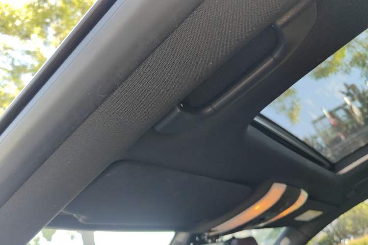 Used Mercedes-Benz E-Class 2014 E 260 Coupe Headliner