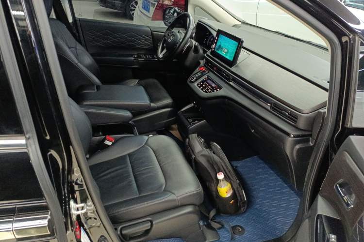 Used Honda Elysion 2022 2.0L eHEV Prestige Edition
