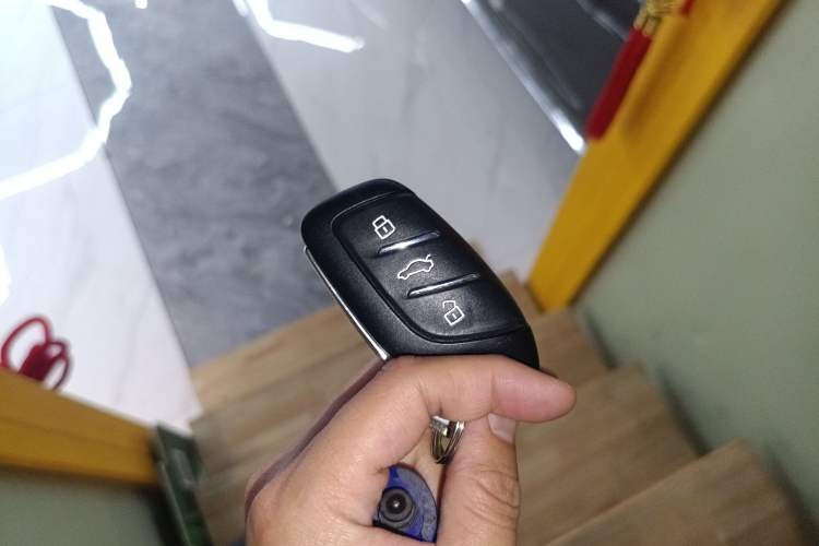 Used Roewe RX5 2022 330TGI Automatic National Style Edition Interior 1