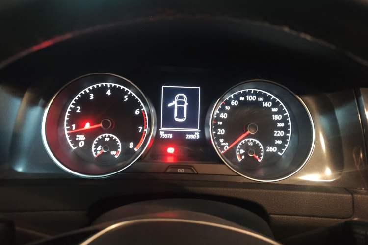 Used Volkswagen Golf 2017 230TSI Automatic Luxury Million-Vehicle Commemorative Edition
