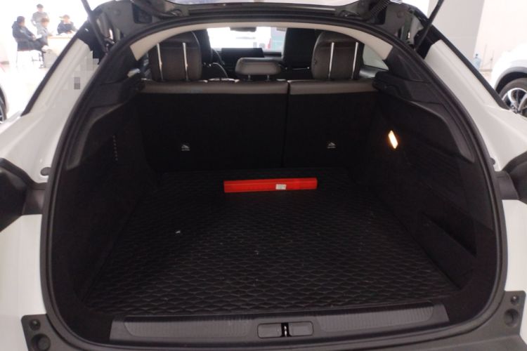 Used Citroen C5 X 2021 1.6T Impressive Edition Trunk