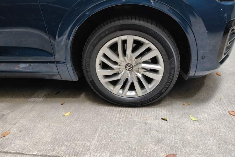 Used Volkswagen Touareg 2019 2.0TSI Ruiyi Edition China VI Standard
