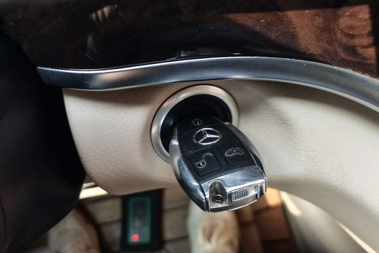 Used Mercedes-Benz V-Class 2018 V 260 L Prestige Extended Version China VI
