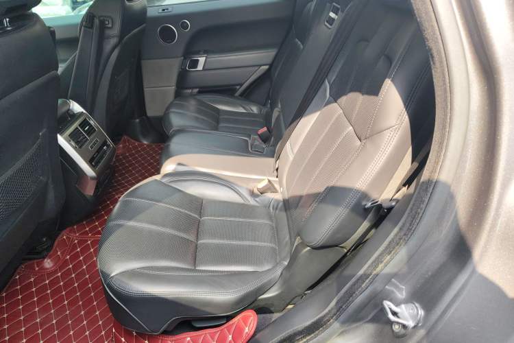 Used Land Rover Range Rover Sport 2014 3.0 SC V6 HSE
