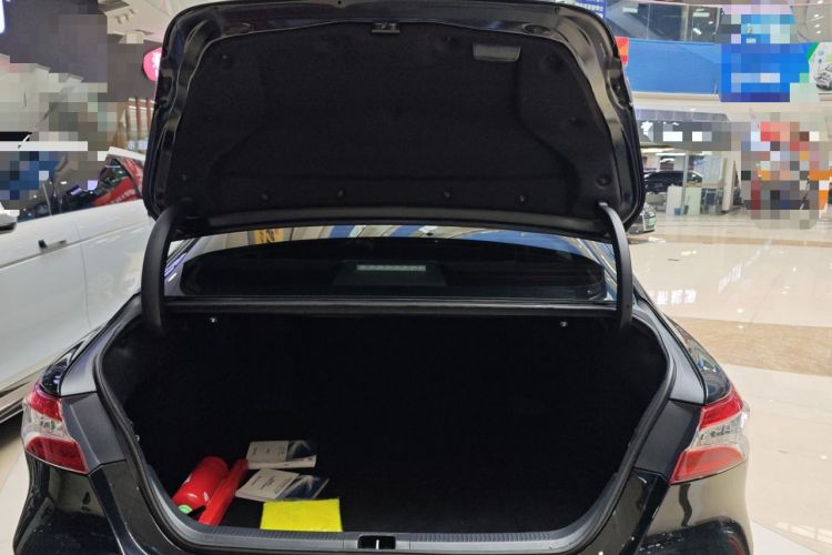 Used Toyota Camry 2021 2.0G Luxury Edition Trunk