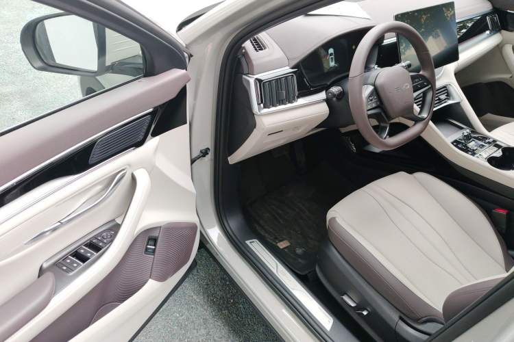 Used BYD Song PLUS New Energy 2025 EV Smart Drive Edition 605km Flagship Model