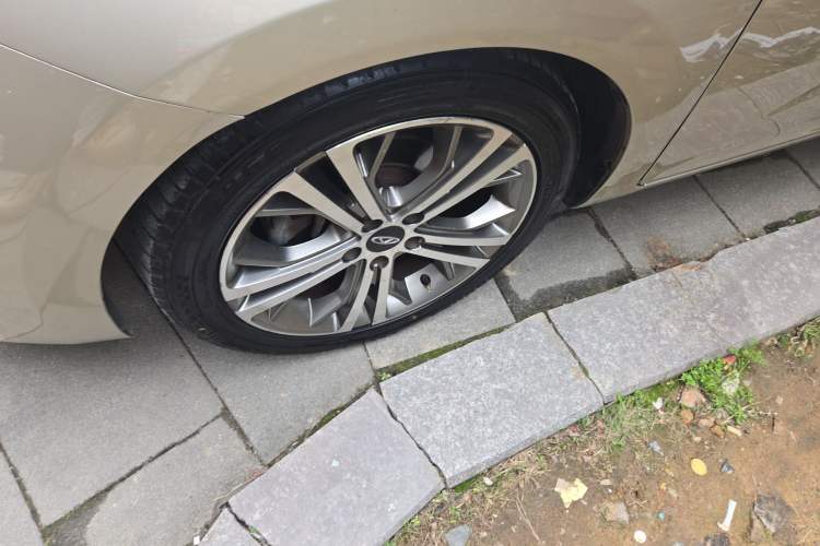 Used Chery Arrizo 5 2016 1.5L CVT Luxury Edition
