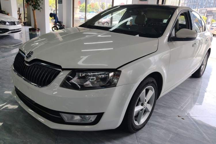 Used Skoda Octavia 2015 1.6L Automatic Yijun Edition