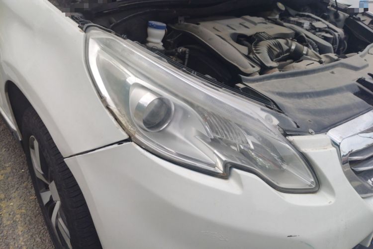 Used Peugeot 2008 2015 1.6THP Automatic Fashion Edition Right Front Headlight